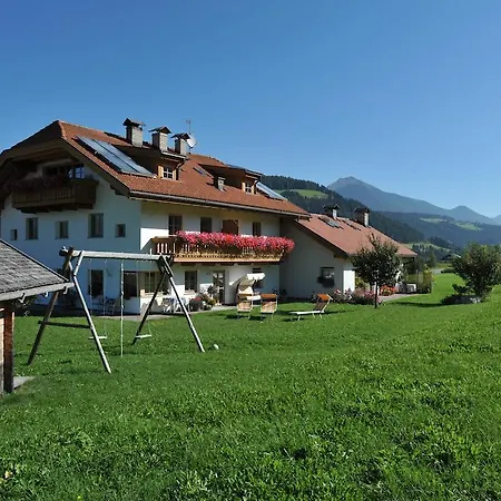 Farm stay Oberholzlhof *